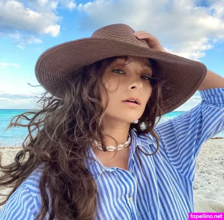 Natalia Olednik OnlyFans Thumbnail #0Irqr87hWh