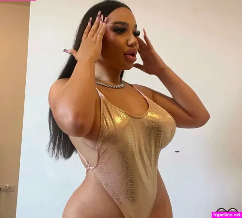 Nataliabums OnlyFans Thumbnail #p76wrnCjoO