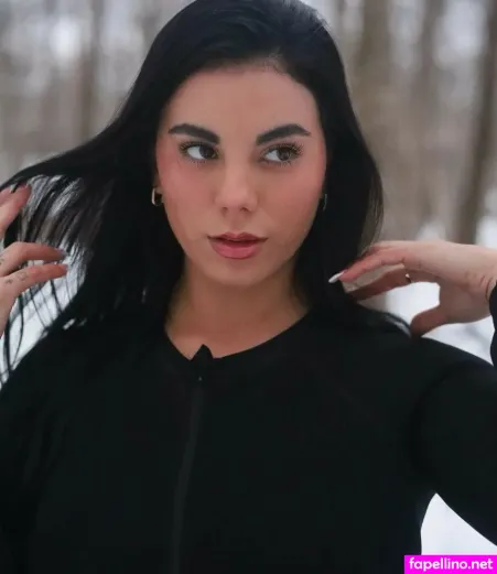 Natalial T OnlyFans Thumbnail #owTAWAkCPA