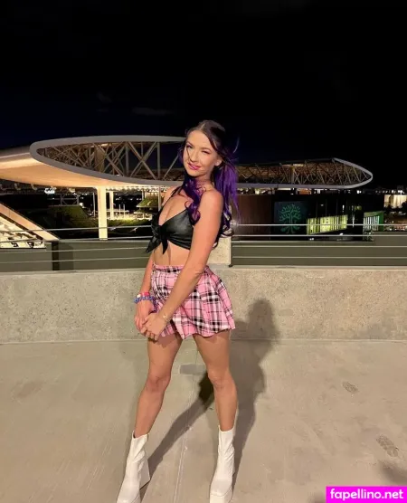 Nataliaraefree OnlyFans Thumbnail #YWCsZuvD4s