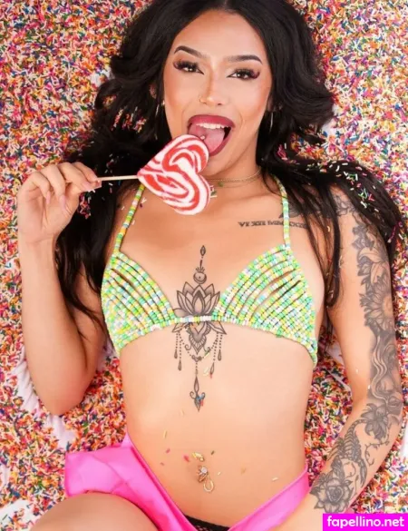 Nataliaray OnlyFans Thumbnail #fRTaLarxpL