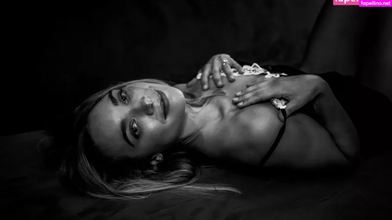 Natalie Decker OnlyFans Thumbnail #8WdfVD0uvG