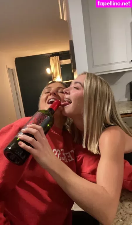 Natalie Decker OnlyFans Thumbnail #8rUpMvbuth