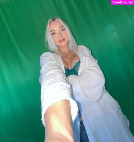 Natalie Decker OnlyFans Thumbnail #LG6voGxScl