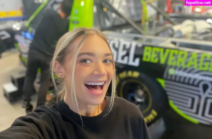 Natalie Decker OnlyFans Thumbnail #jreQQwx5uQ