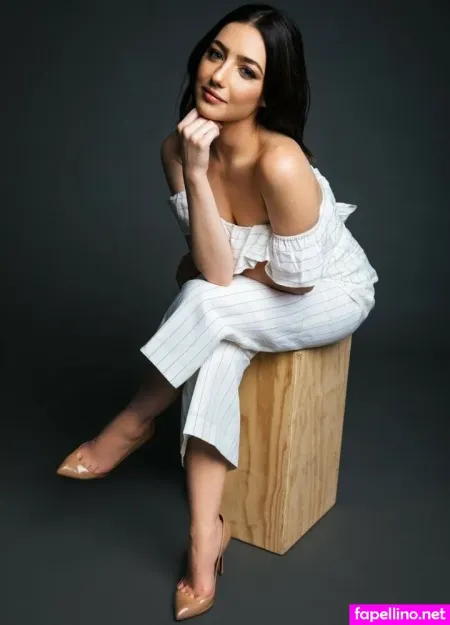 Natalie Dreyfuss OnlyFans Thumbnail #JKwJGBA5xj