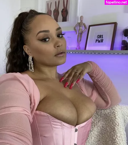 Natalie E Wade 1 OnlyFans Thumbnail #Hgi55AT0wC