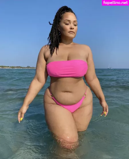 Natalie E Wade 1 OnlyFans Thumbnail #z1NmtEYGAw