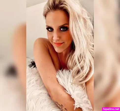 Natalie Horler OnlyFans Thumbnail #XWCgd26wfY