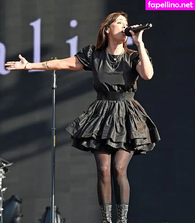 natalie_imbruglia Nude Leaked OnlyFans Photo #e0SBpSV9be