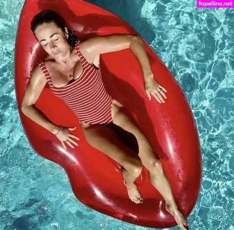 Natalie Pinkham OnlyFans Thumbnail #Hirah6JD5s