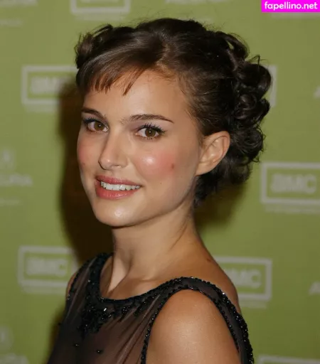 Natalie Portman OnlyFans Thumbnail #4nznL0Y8kJ