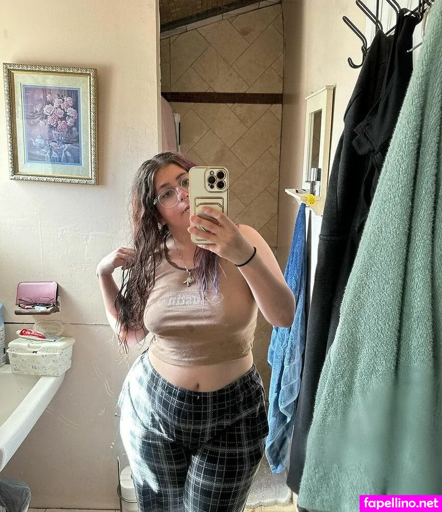gothiccmamii27, gothiccmamii97 Nude Leaked OnlyFans Photo #5Q7lbJYPcf