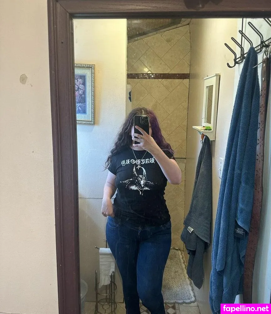 gothiccmamii27, gothiccmamii97 Nude Leaked OnlyFans Photo #jcHeOkWelK