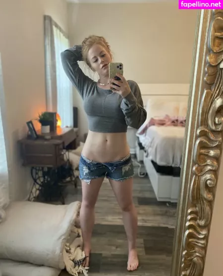 Natalie Renee Kirk OnlyFans Thumbnail #8klWgEBNkM