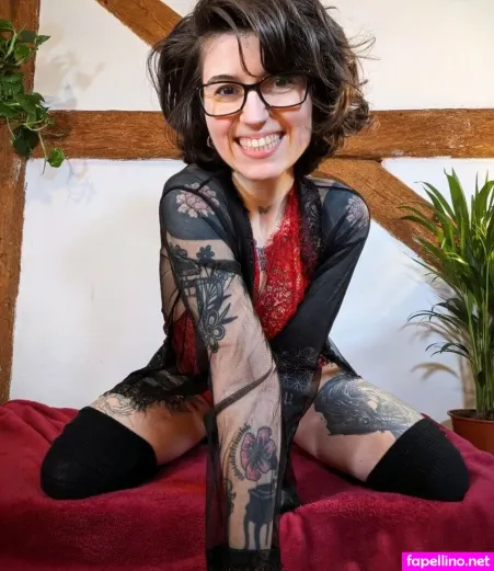 Natalie Winz OnlyFans Thumbnail #3QA0lAR6ig