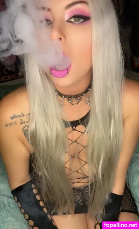 Natalieboo95 OnlyFans Thumbnail #CBzmH4Pv79
