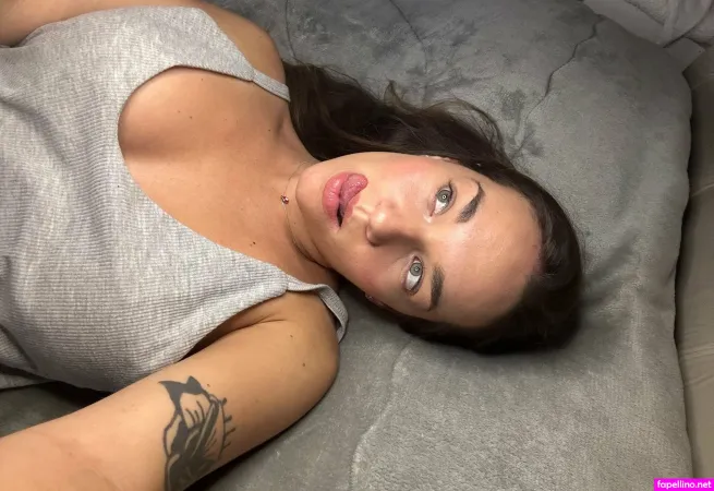 Nataliefloo OnlyFans Thumbnail #wSYkjlWQxP