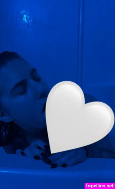 Nataliekneals OnlyFans Thumbnail #K85xBpYO4t