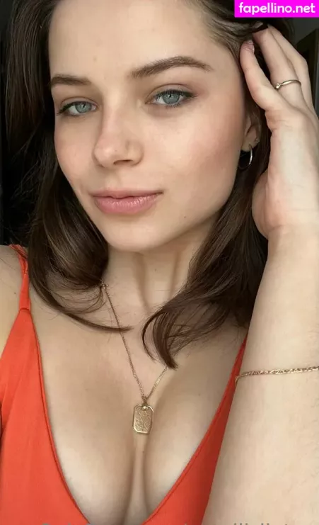 Natalii Ilatan OnlyFans Thumbnail #McFxZQLnSO