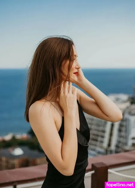 Nataliie Fox OnlyFans Thumbnail #fcLPCAYCCi