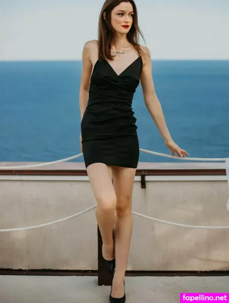 Nataliie Fox OnlyFans Thumbnail #mPCm92hnuw