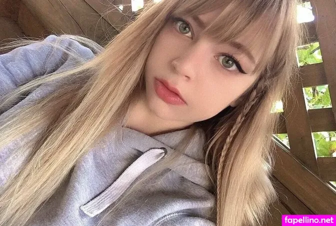Natalyonlyfree OnlyFans Thumbnail #m02Nq8GJb5