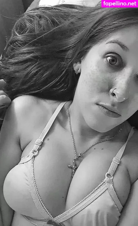 Natamia1990 OnlyFans Thumbnail #FEVtUENyyz