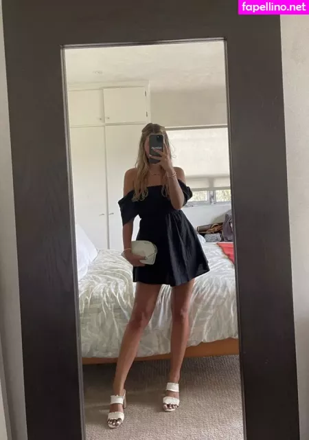 Natasha Bure OnlyFans Thumbnail #2t48Nb5MAv