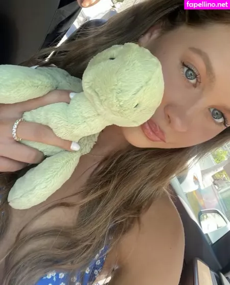 Natasha Bure OnlyFans Thumbnail #kfnZsxy73v