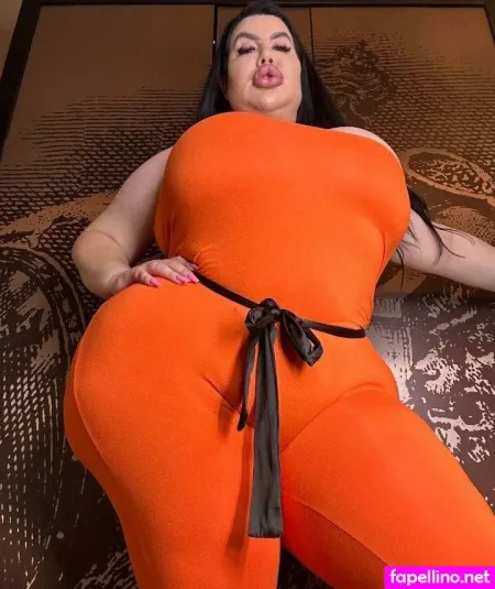 Natasha Crown 1 OnlyFans Thumbnail #5DcKdubytN