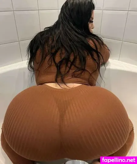 Natasha Crown 1 OnlyFans Thumbnail #7HweS728UN