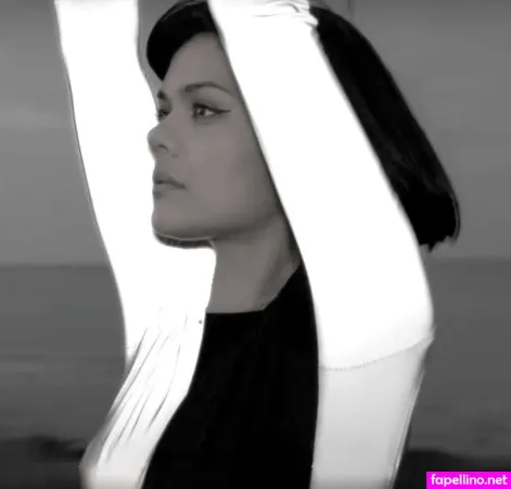 Natasha Khan OnlyFans Thumbnail #ng2zIknQ9T