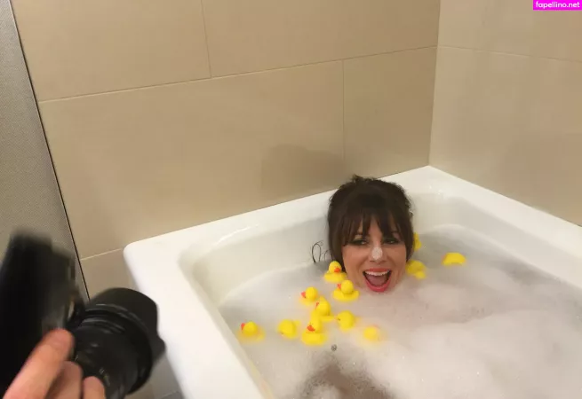 Natasha Leggero OnlyFans Thumbnail #9ZfDJJ7X1S