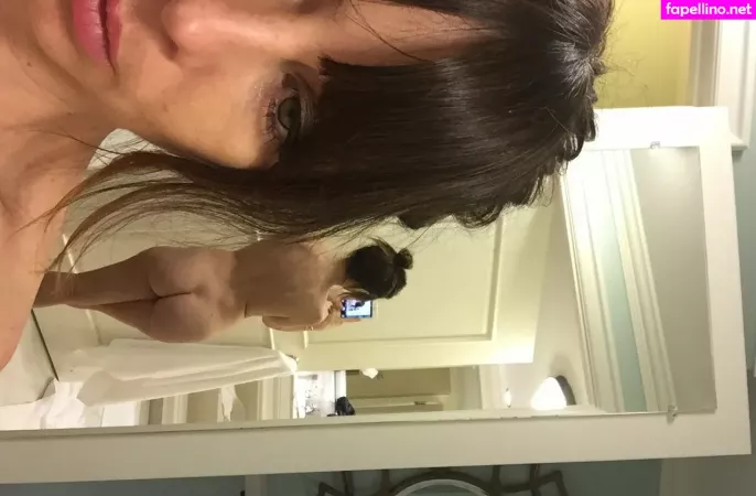 Natasha Leggero OnlyFans Thumbnail #I7TTge3ynH