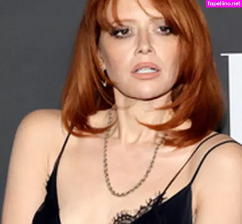 Natasha Lyonne OnlyFans Thumbnail #hOUZyN5NkJ