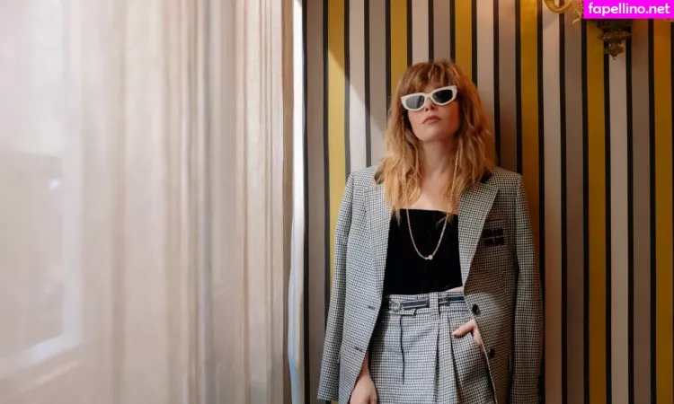 Natasha Lyonne OnlyFans Thumbnail #wIBUTciC0E