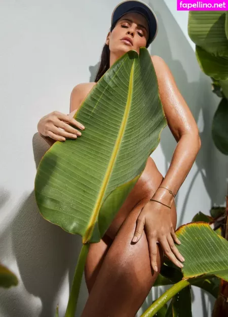 Natasha Nesci OnlyFans Thumbnail #QbMbAFdlKz