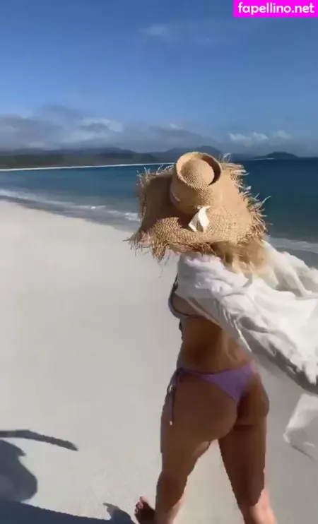 Natasha Oakley OnlyFans Thumbnail #LVUDZkTwEd