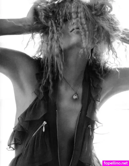 Natasha Poly OnlyFans Thumbnail #I1hiB7zwEL