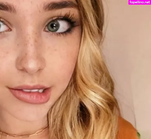 Natasha Snyder OnlyFans Thumbnail #SFdEKSBo1t