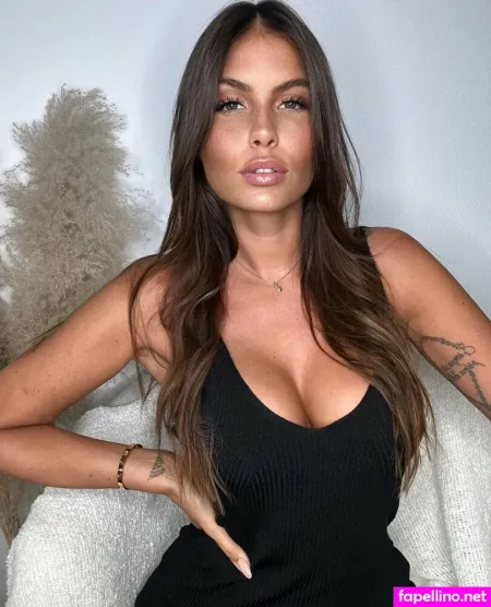 Natashanesci OnlyFans Thumbnail #UM6WkJlVp2