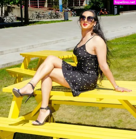 Natassia Crystal OnlyFans Thumbnail #JrSnTnG1wG