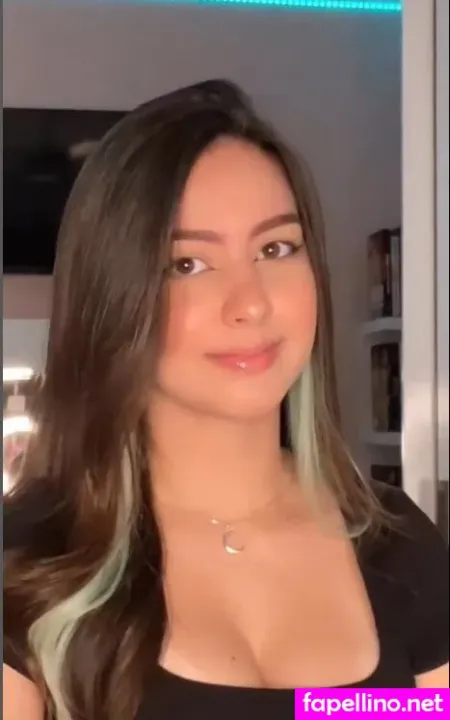 Nathalia Pagio OnlyFans Thumbnail #oMfVMuaLMl