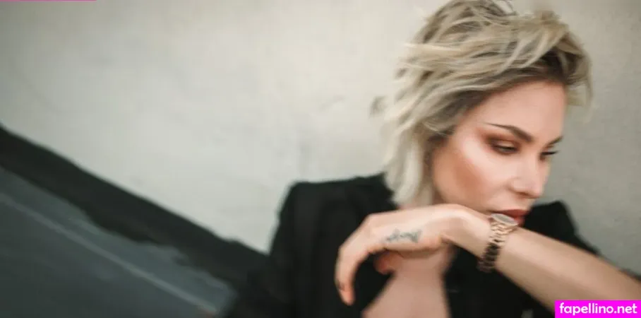 Nathalie Crivelli OnlyFans Thumbnail #6QSqm66oY8