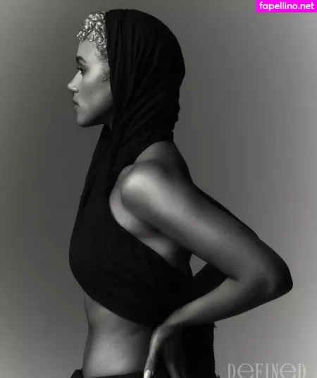 Nathalie Emmanuel OnlyFans Thumbnail #3InYhYb0pC