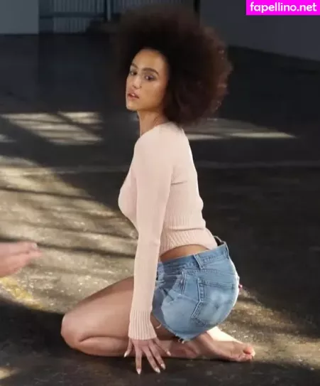 Nathalie Emmanuel OnlyFans Thumbnail #UDa6kcfj7i