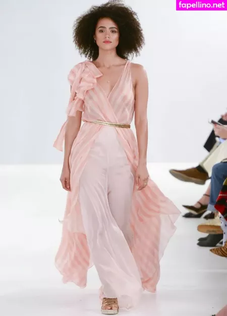 Nathalie Emmanuel OnlyFans Thumbnail #g5F2577Qp8