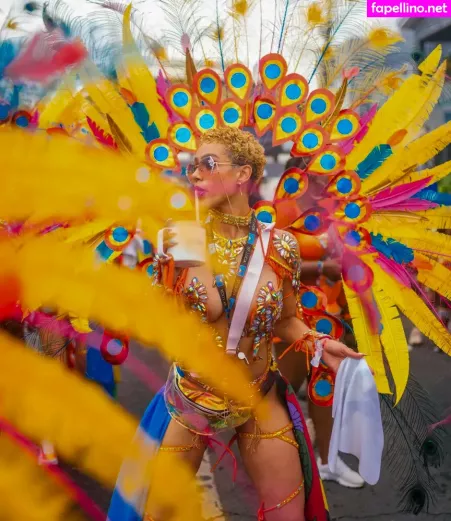 Nathalie Emmanuel OnlyFans Thumbnail #lC63M7w6Lf