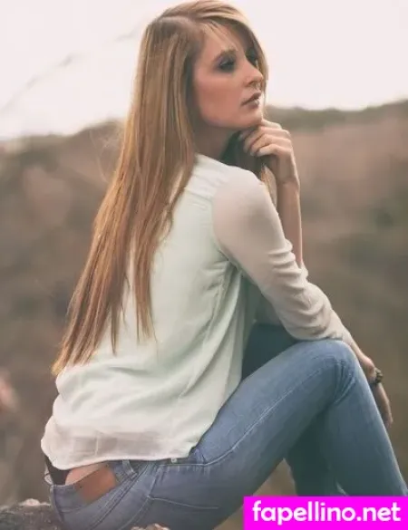 Nathalie Naemi OnlyFans Thumbnail #HvhxVEIf2G